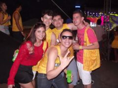 Oktober 10 Anos